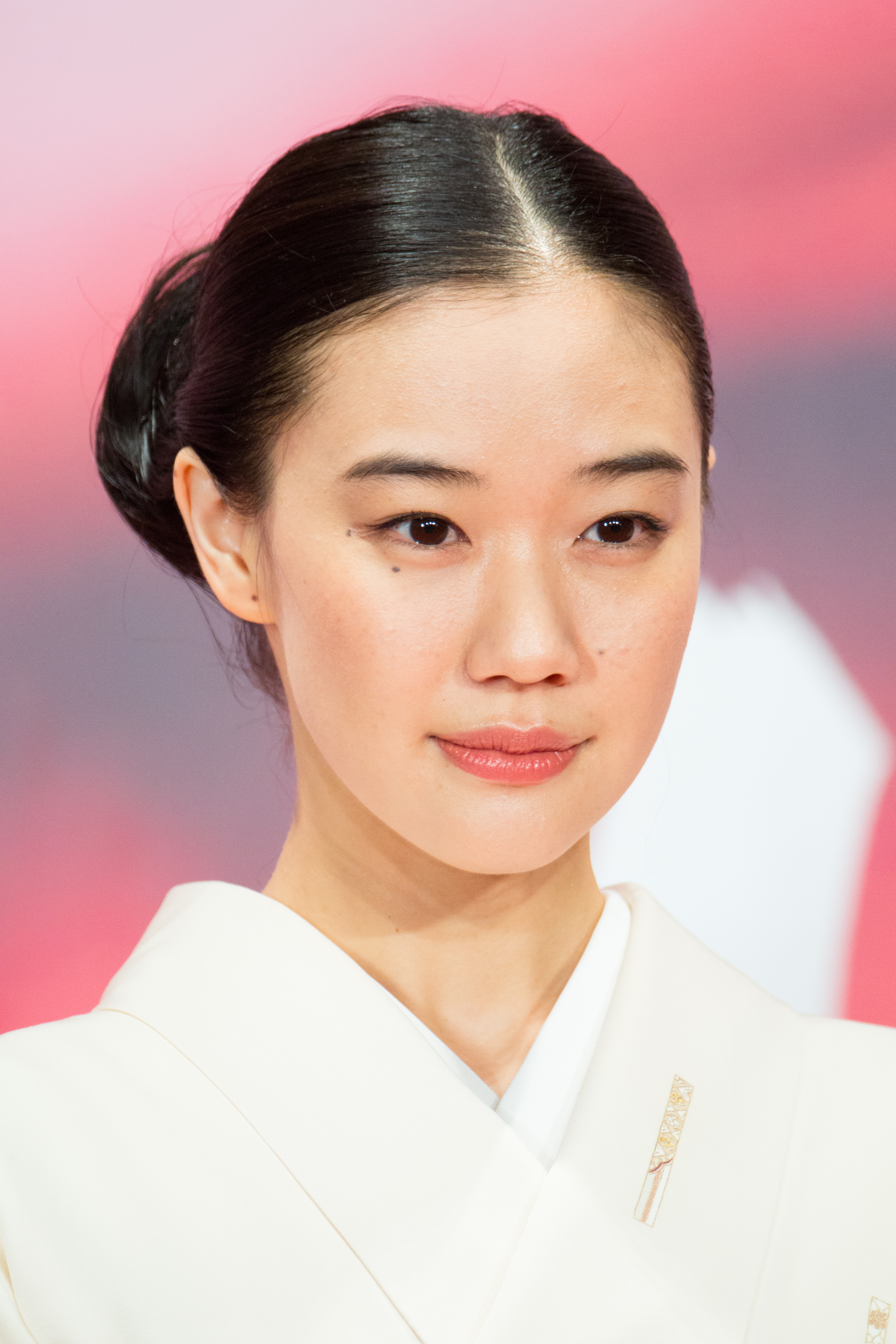 見どころは蒼井優の生着替え！」小泉今日子の言葉に蒼井が大照れ | ムビコレ | 映画・エンタメ情報サイト