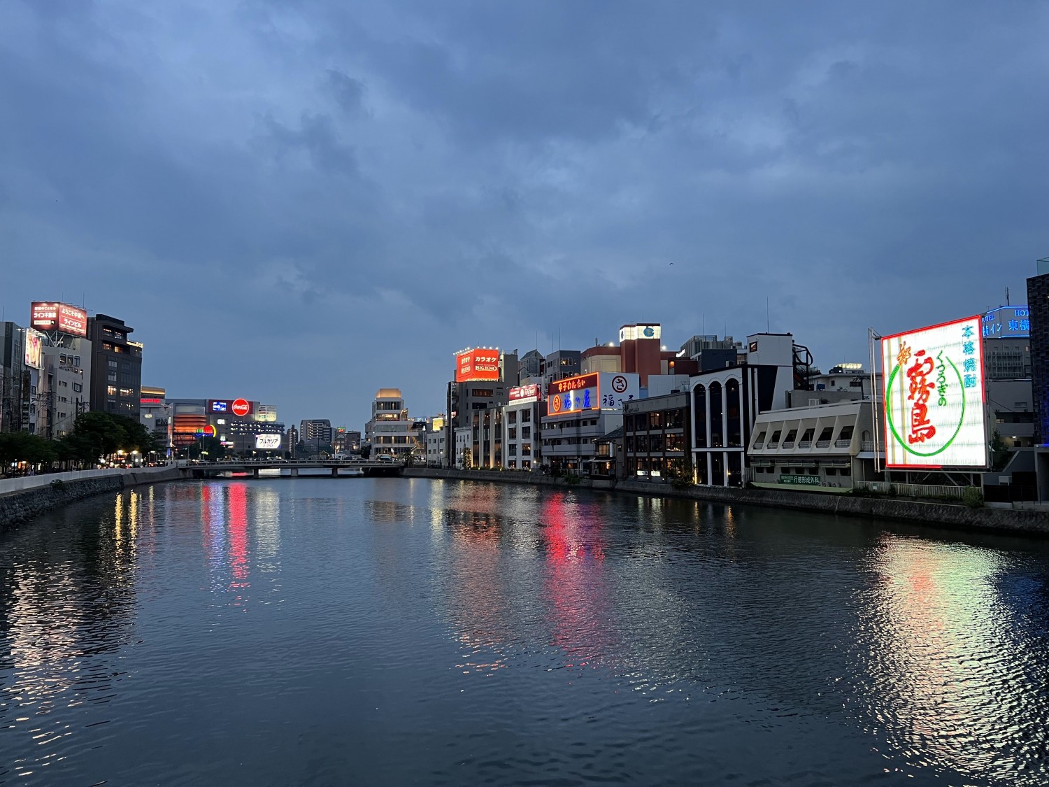 博多中洲屋台（中洲春吉橋）の地図アクセス・クチコミ観光ガイド｜旅の思い出